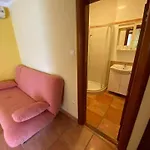Ara-lekaj Apartment *