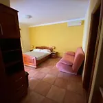 Ara-lekaj Apartment *