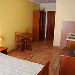 Ara-lekaj Apartment *
